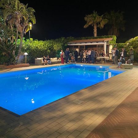 איסולה דלה פמינה Villa Seven Palms מראה חיצוני תמונה