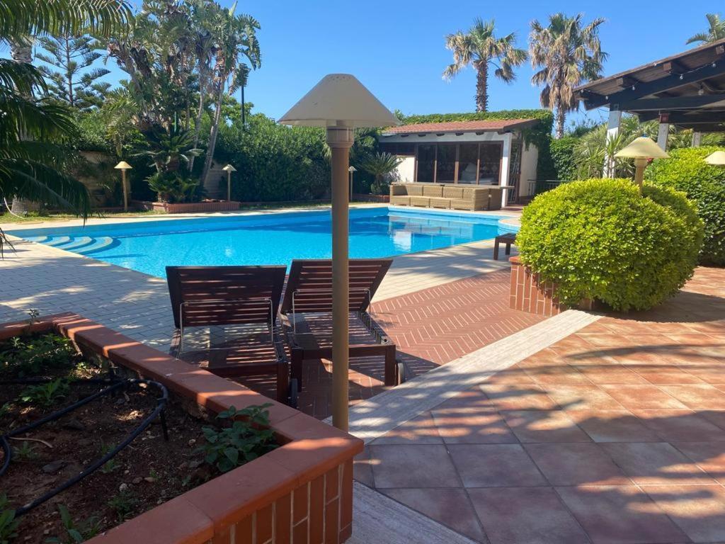 איסולה דלה פמינה Villa Seven Palms מראה חיצוני תמונה